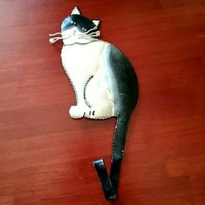 CAT WALL HANGER Metal 8x3"